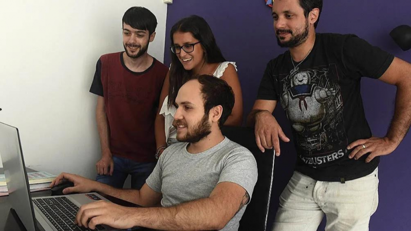Los beneficiarios de ANSES pueden acceder a internet gratis: cómo inscribirse